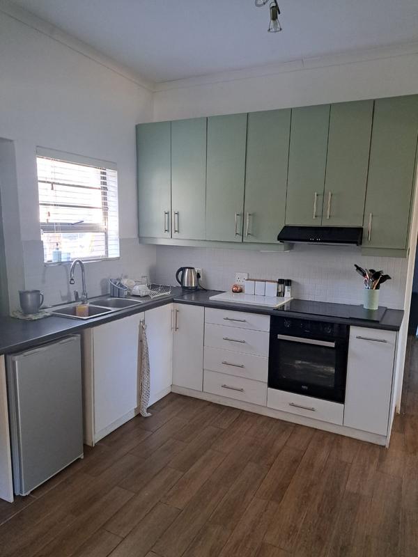 To Let 2 Bedroom Property for Rent in Vredekloof Western Cape